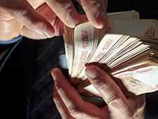 Семейная пара "клюнула" на уловки мошенников