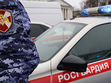 Наряд Росгвардии задержал устроившего дебош в баре архангелогородца