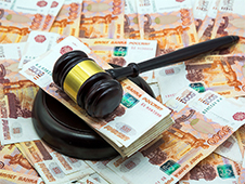 Суд взыскал с двух владельцев счетов деньги, полученные в результате "телефонного" мошенничества