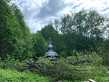 Осужденные к принудительным работам помогли монастырю