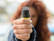 В Холмогорском районе 39-летняя местная жительница осуждена за применение насилия к сотрудникам полиции