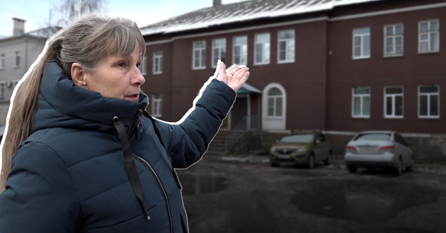 Машинам чиновников здесь не место: жители двух котласских домов теряют терпение.