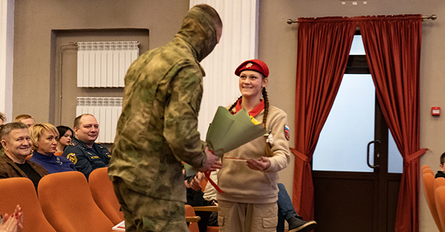 В Архангельске чествовали военнослужащего Росгвардии, участвовавшего в спецоперации