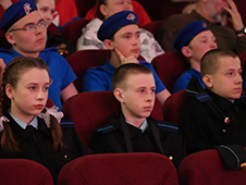 Военнослужащий Росгвардии – участник СВО стал почётным гостем на церемонии закрытия военно-патриотической игры в Архангельске