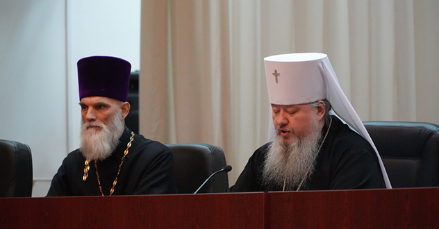 Митрополит Архангельский вручил икону отряду спецназначения «Ратник» Росгвардии