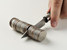 УО обязали платить налоги и взносы с вознаграждения членам Совета МКД