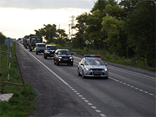 Росгвардейцы обеспечили безопасную доставку гуманитарной помощи жителям Донбасса