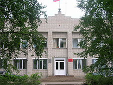 По административному иску прокурора Вилегодского района суд обязал принять в муниципальную собственность многоквартирный дом ликвидированного предприятия-банкрота