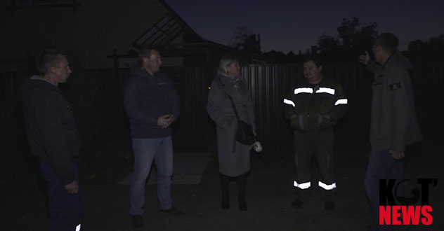 Даже отцы перестают молчать, когда их дети-школьники в опасности