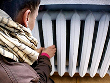 По вине управляющей компании в доме на улице Победы в квартирах всего15 градусов