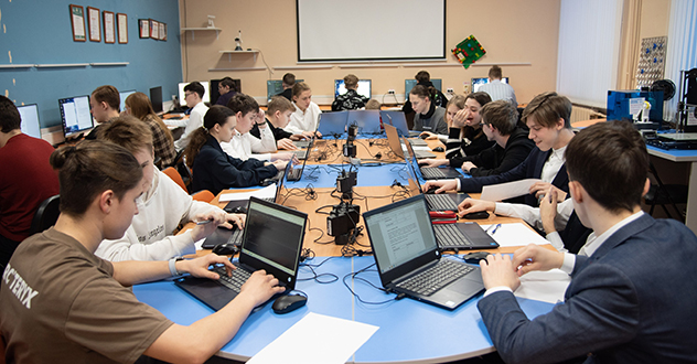 Муниципальные олимпиады по программированию и робототехнике