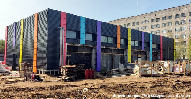 В Котласе идет внутренняя отделка детской поликлиники