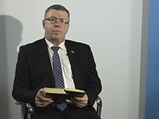 "Дом" по-абрамовски - это три смысла, три образа