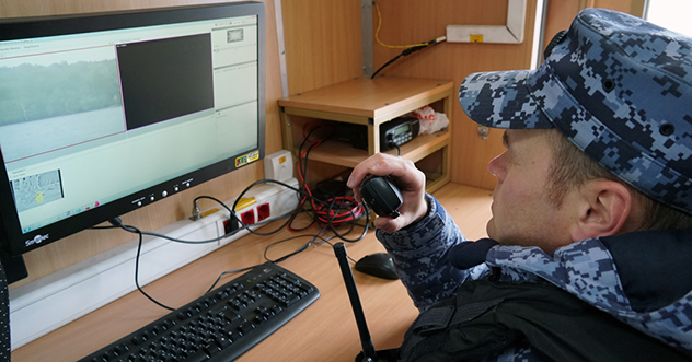 Подразделения Росгвардии провели учебную тренировку по защите объектов Архангельского морского торгового порта