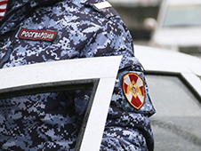 Наряд Росгвардии задержал ранее судимого архангелогородца, подозреваемого в краже товара