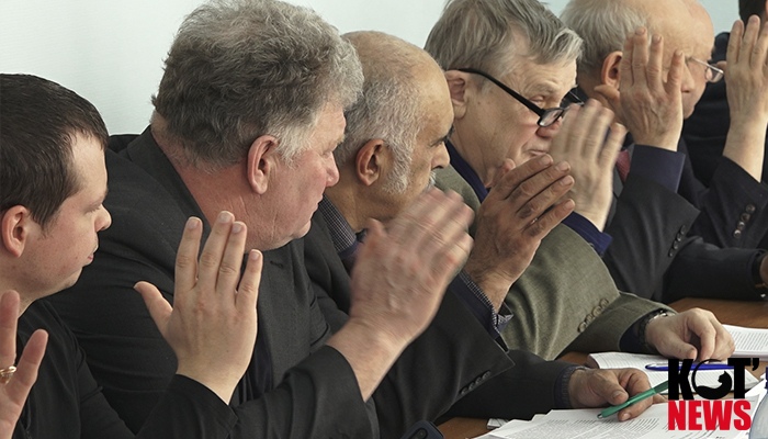 Что случилось с депутатами?