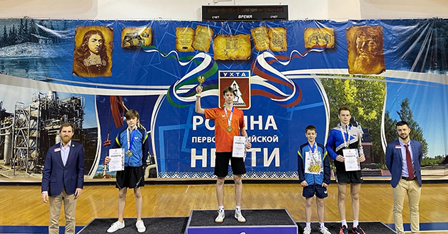 Теннисисты Архангельской области завоевали девять медалей и право выступить на Первенстве России